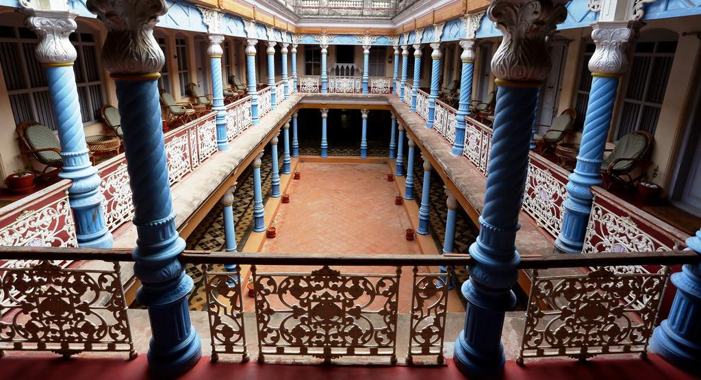 Chettinadu Mansion - An Authentic Heritage Palace Kanadukattan Exterior photo